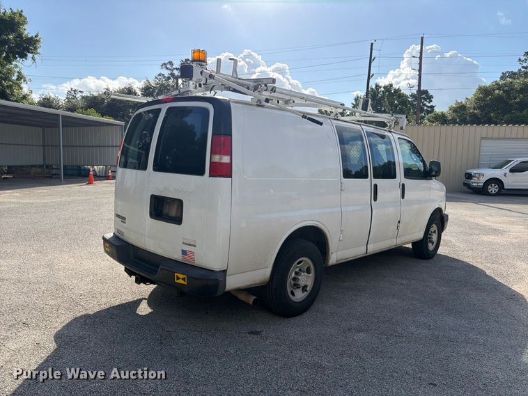 image for item ED5324 2016 Chevrolet Express 2500 van