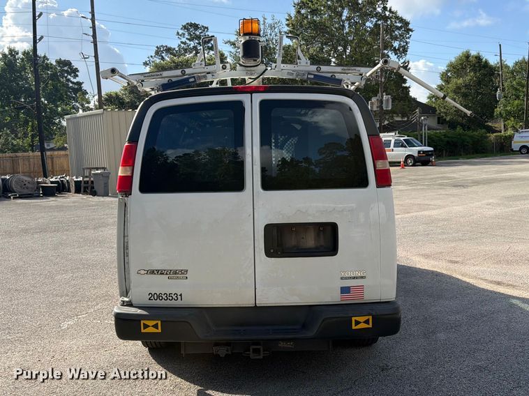 image for item ED5324 2016 Chevrolet Express 2500 van