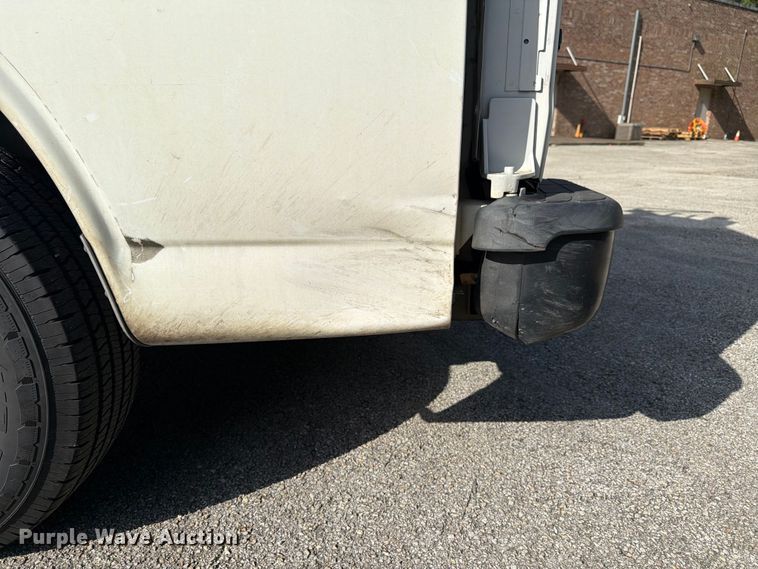image for item ED5324 2016 Chevrolet Express 2500 van