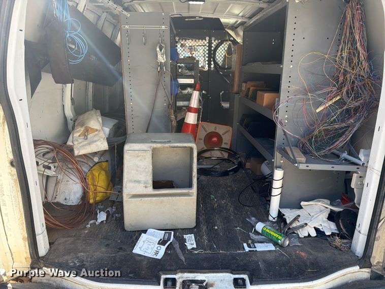 image for item ED5324 2016 Chevrolet Express 2500 van