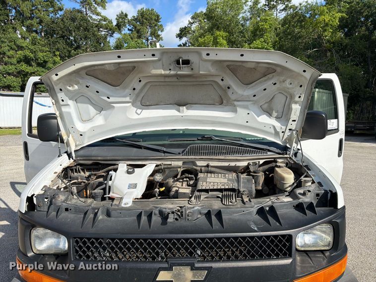 image for item ED5324 2016 Chevrolet Express 2500 van