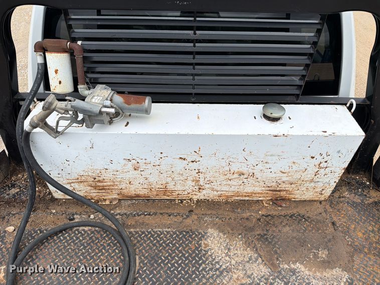 image for item ED5333 2012 RAM 3500 flatbed pickup truck