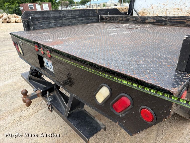 image for item ED5333 2012 RAM 3500 flatbed pickup truck