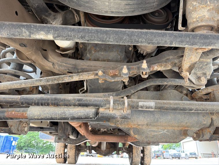 image for item ED5333 2012 RAM 3500 flatbed pickup truck
