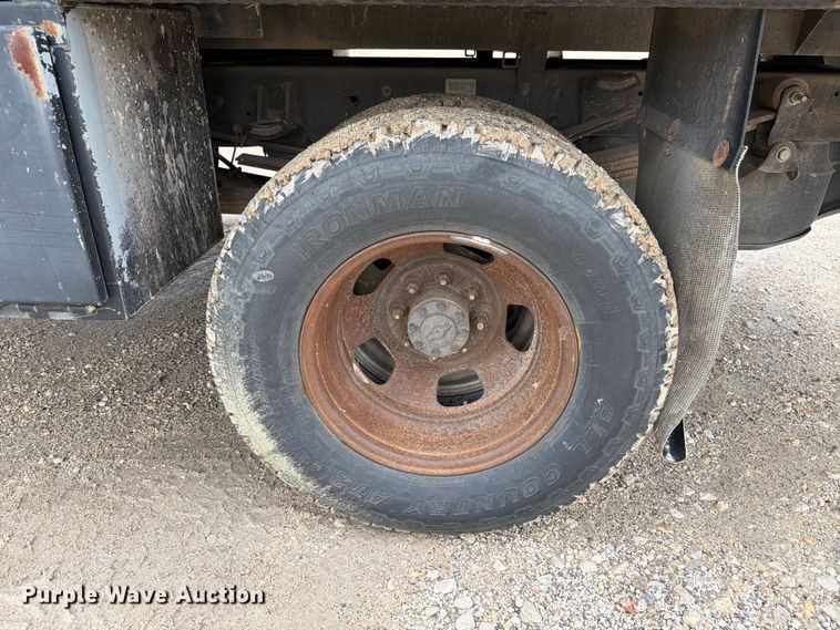 image for item ED5333 2012 RAM 3500 flatbed pickup truck