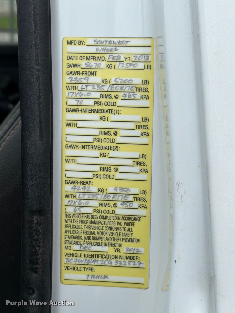image for item ED5333 2012 RAM 3500 flatbed pickup truck