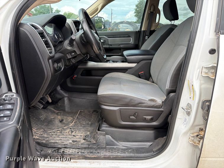 image for item ED5334 2019 RAM 2500 Crew Cab pickup truck