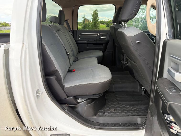 image for item ED5334 2019 RAM 2500 Crew Cab pickup truck