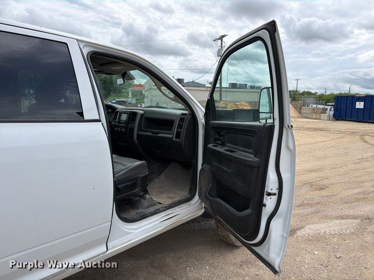 image for item ED5335 2018 RAM 5500 Crew Cab dump truck