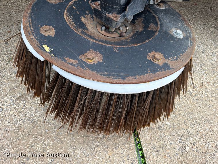 image for item ED5336 2016 International 4300 street sweeper truck