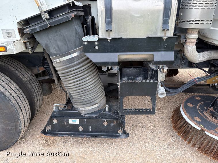 image for item ED5336 2016 International 4300 street sweeper truck