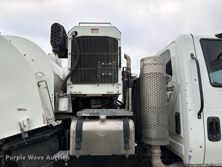 image for item ED5336 2016 International 4300 street sweeper truck
