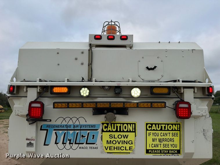 image for item ED5336 2016 International 4300 street sweeper truck