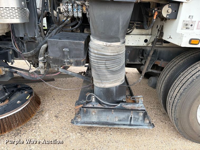 image for item ED5336 2016 International 4300 street sweeper truck