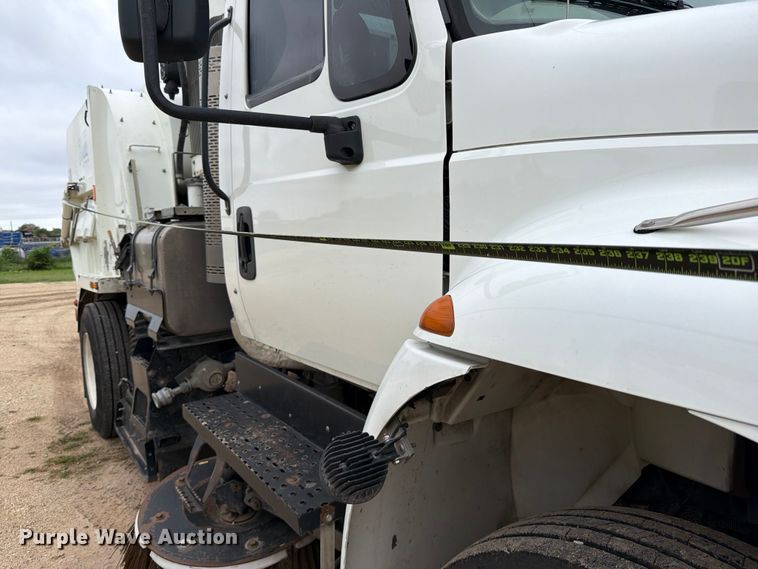 image for item ED5336 2016 International 4300 street sweeper truck