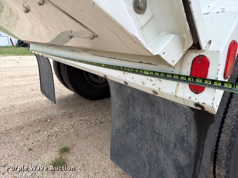 image for item ED5336 2016 International 4300 street sweeper truck