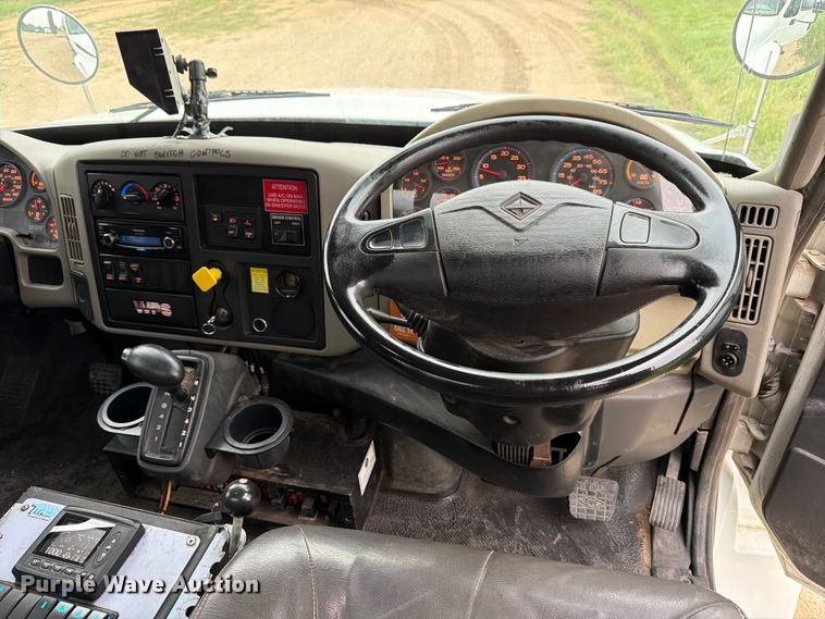 image for item ED5336 2016 International 4300 street sweeper truck