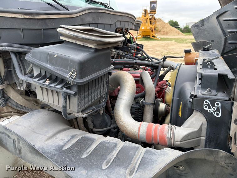 image for item ED5336 2016 International 4300 street sweeper truck