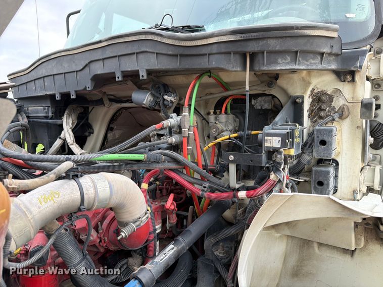 image for item ED5336 2016 International 4300 street sweeper truck