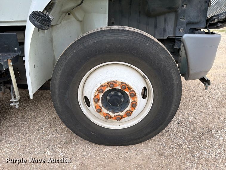 image for item ED5336 2016 International 4300 street sweeper truck
