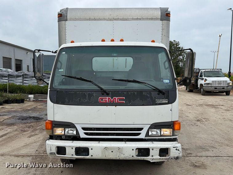 image for item ED5342 2005 GMC W4500 box truck