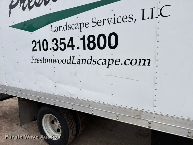 image for item ED5342 2005 GMC W4500 box truck