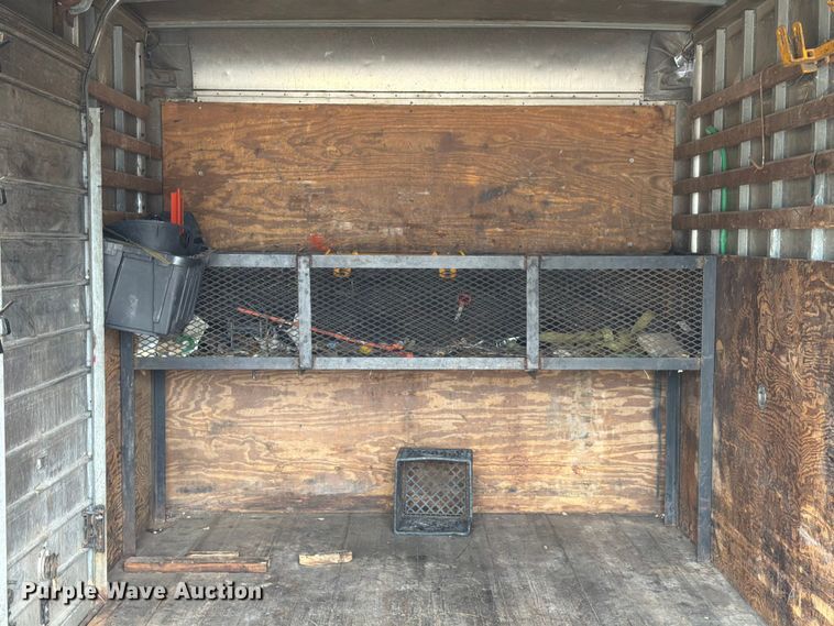 image for item ED5342 2005 GMC W4500 box truck