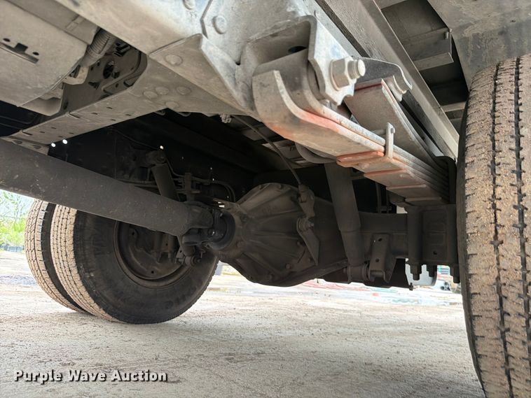 image for item ED5342 2005 GMC W4500 box truck