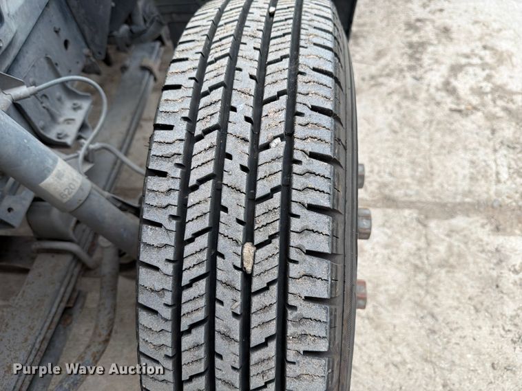 image for item ED5342 2005 GMC W4500 box truck