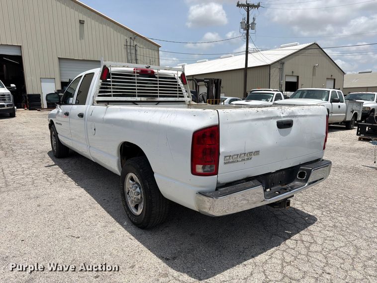 image for item ED5346 2004 Dodge Ram 2500 Crew Cab pickup truck