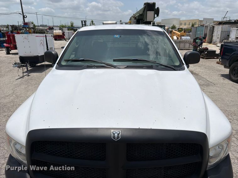 image for item ED5346 2004 Dodge Ram 2500 Crew Cab pickup truck