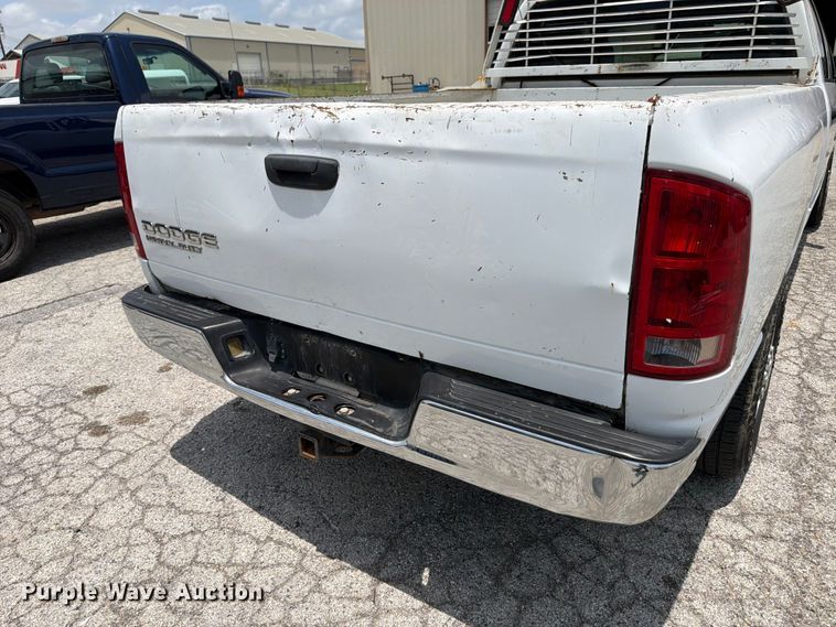image for item ED5346 2004 Dodge Ram 2500 Crew Cab pickup truck