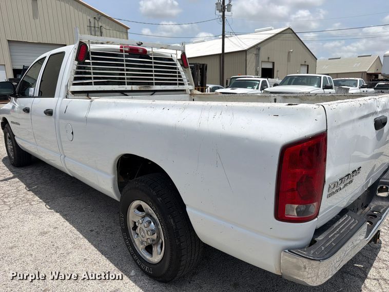 image for item ED5346 2004 Dodge Ram 2500 Crew Cab pickup truck