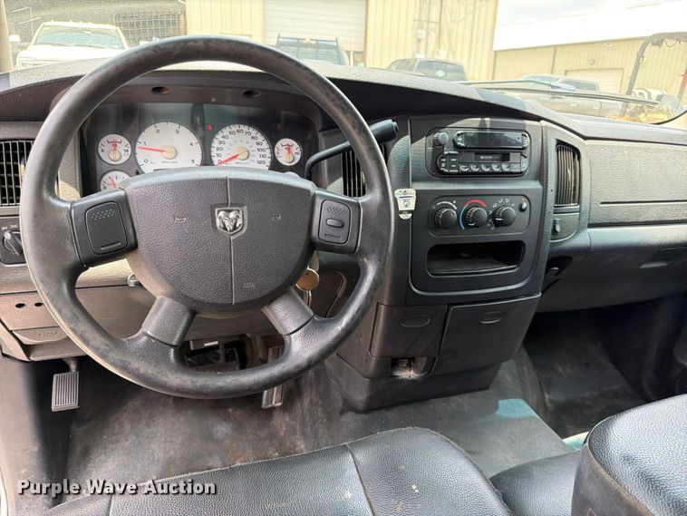 image for item ED5346 2004 Dodge Ram 2500 Crew Cab pickup truck