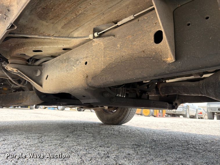 image for item ED5346 2004 Dodge Ram 2500 Crew Cab pickup truck