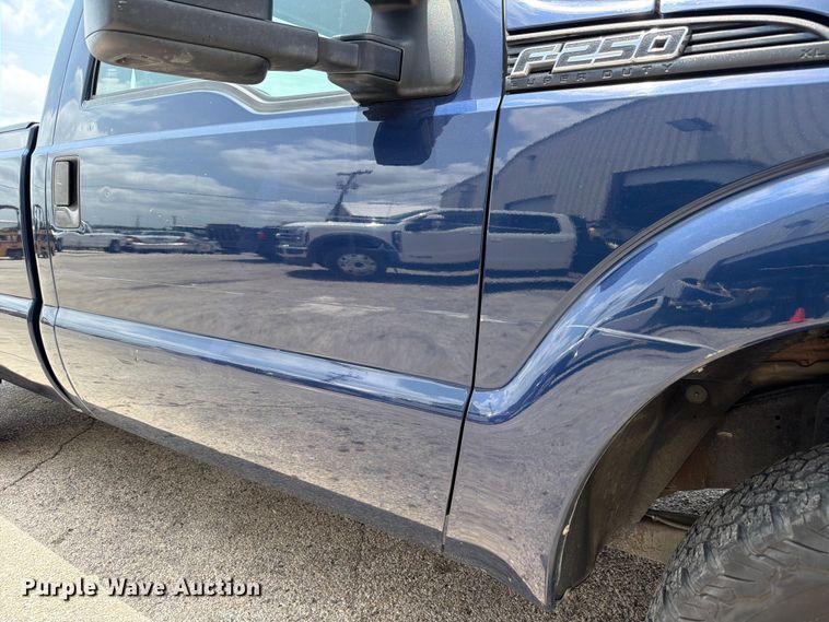 image for item ED5347 2012 Ford F250 Super Duty pickup truck