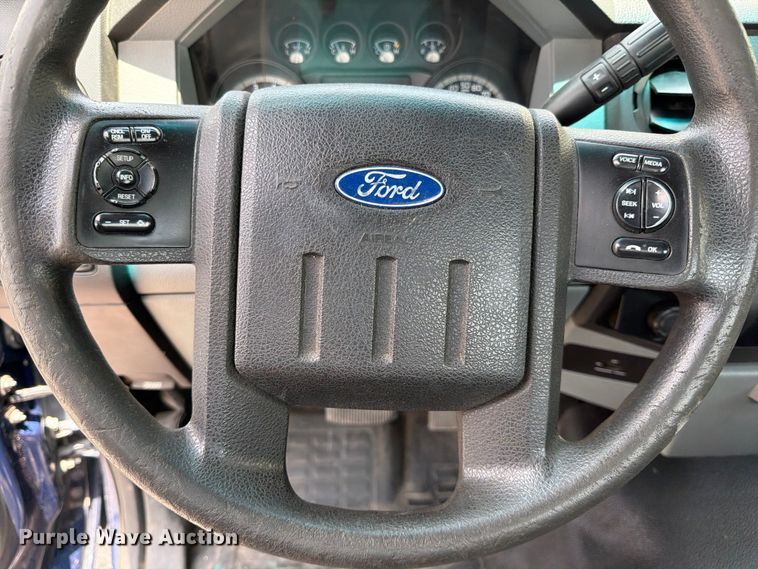 image for item ED5347 2012 Ford F250 Super Duty pickup truck