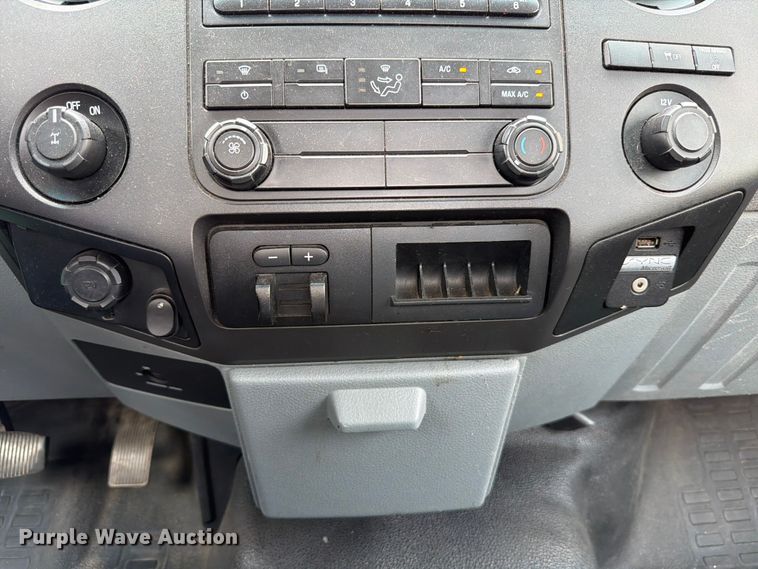 image for item ED5347 2012 Ford F250 Super Duty pickup truck