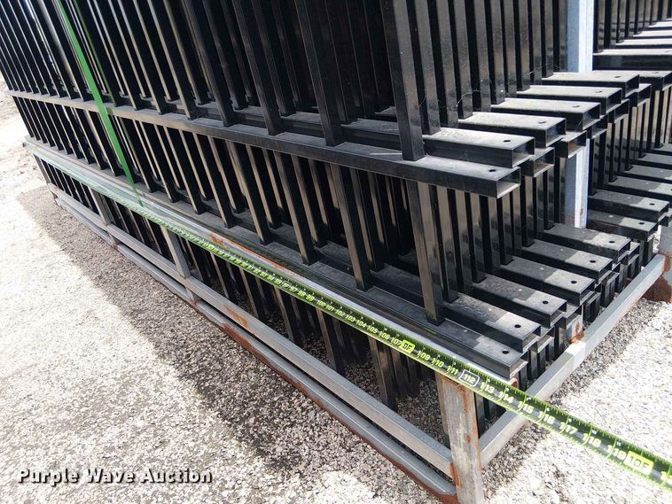 image for item EE1609 (22) Valley Pioneer F10 fence panels
