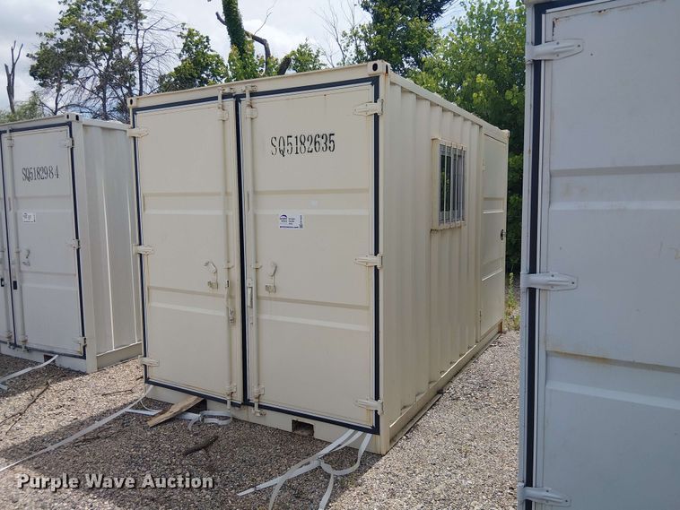 image for item EE1622 Shipping container