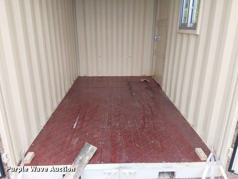 image for item EE1622 Shipping container