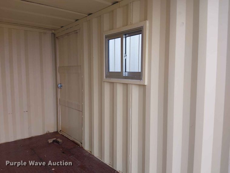 image for item EE1622 Shipping container