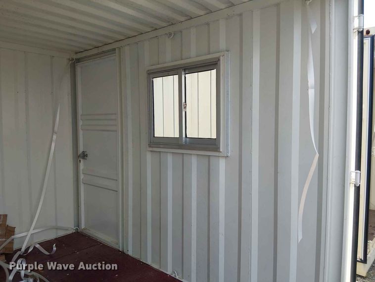 image for item EE1624 Shipping container