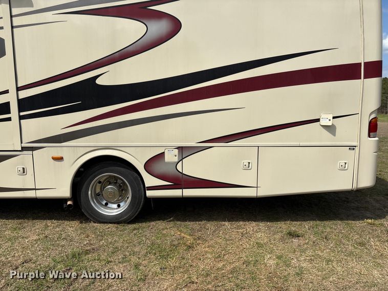image for item EF1044 2006 Ford F550 RV