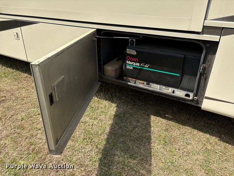 image for item EF1044 2006 Ford F550 RV