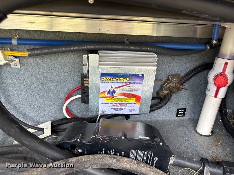 image for item EF1044 2006 Ford F550 RV