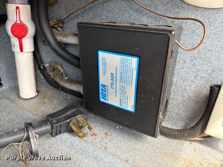 image for item EF1044 2006 Ford F550 RV