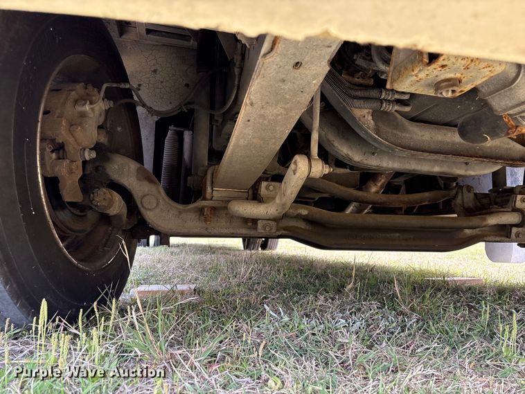 image for item EF1044 2006 Ford F550 RV