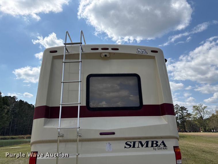 image for item EF1044 2006 Ford F550 RV