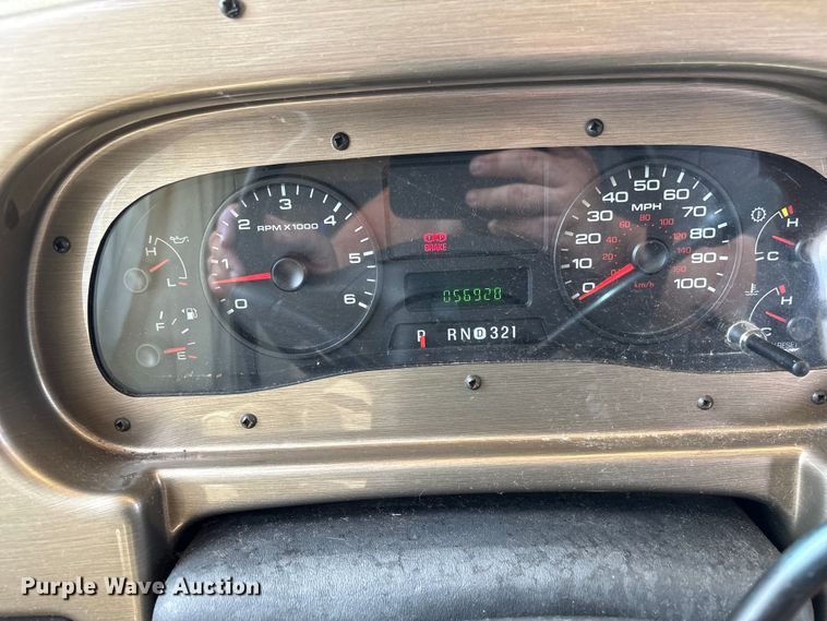 image for item EF1044 2006 Ford F550 RV